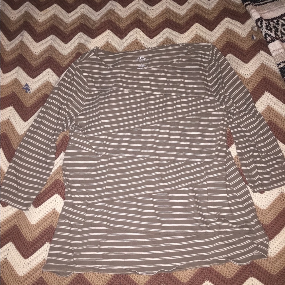 St. John’s bay 3/4 sleeve shirt